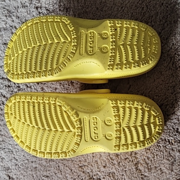 Crocs - Picture 2 of 3